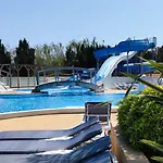 4 Etoiles, 6 Personnes, Climatisation, Parking, Piscine, Wi-fi *