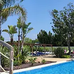 4 Etoiles, 6 Personnes, Climatisation, Parking, Piscine, Wi-fi Apartamento *